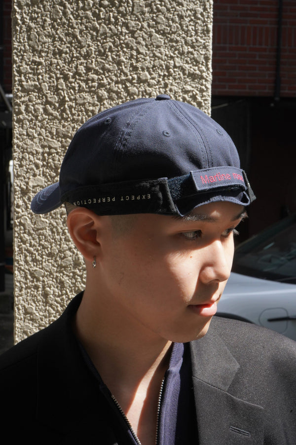 -ROLL BACK CAP-