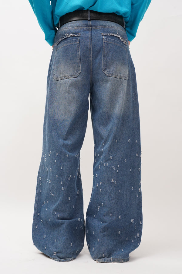 "Unknown" -"Pretty Damaged Denim Baggy Pants-