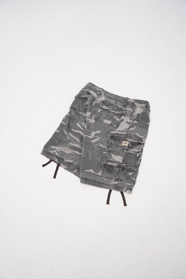 "Lee" -Camouflage Cargo Shorts-