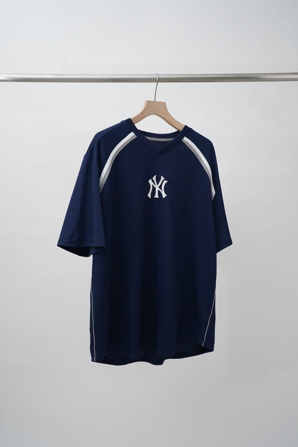 "GENUINE MERCHANDISE" -"NY Yankees" Jersey S/S Tee-