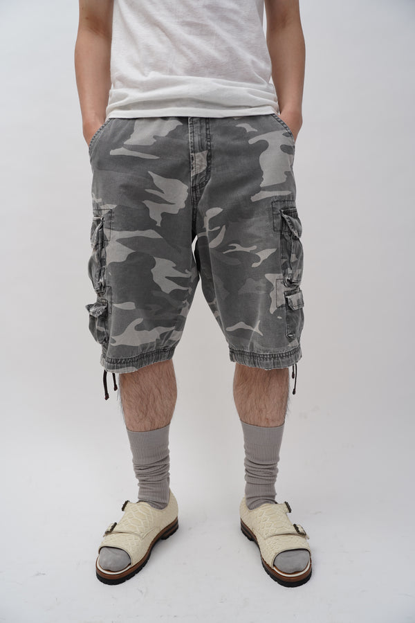 "Lee" -Camouflage Cargo Shorts-