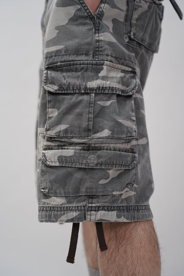 "Lee" -Camouflage Cargo Shorts-