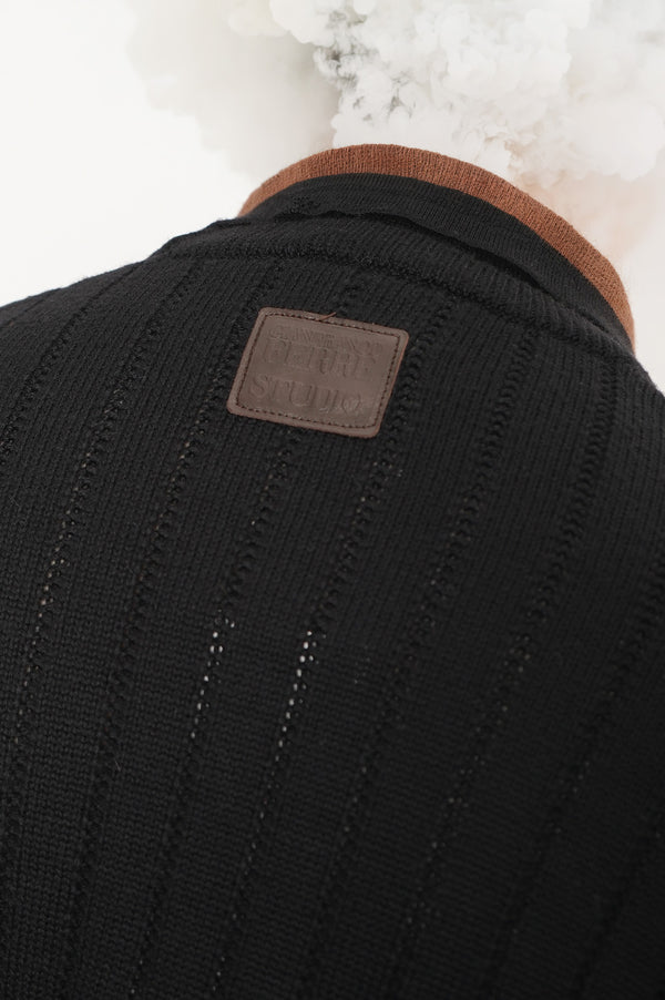"GIANFRANCO FERRE" -Wool Knit Sweater w/Collar-