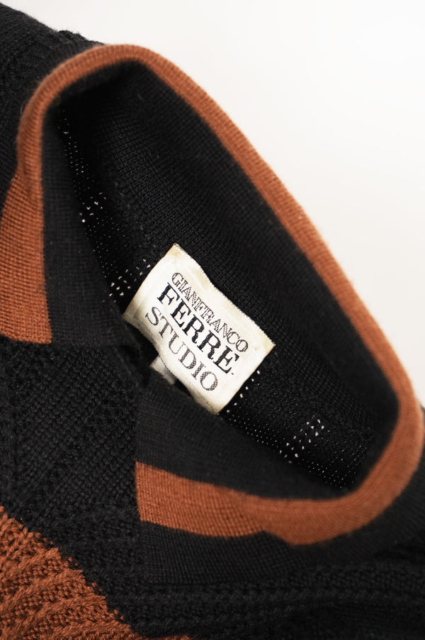 "GIANFRANCO FERRE" -Wool Knit Sweater w/Collar-