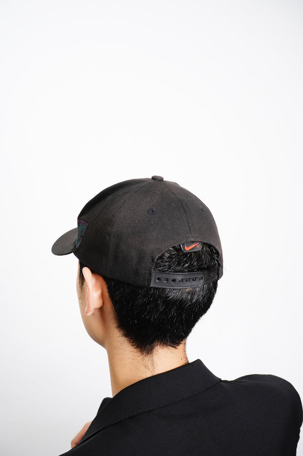 90's "NIKE" -Logo Embroidery 6 Panel Cap-