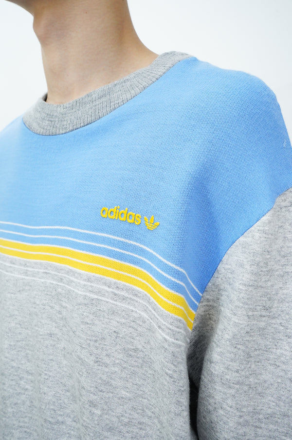 80’s "adidas" -Logo Flocky Printed Crew Neck Sweat Shirt-