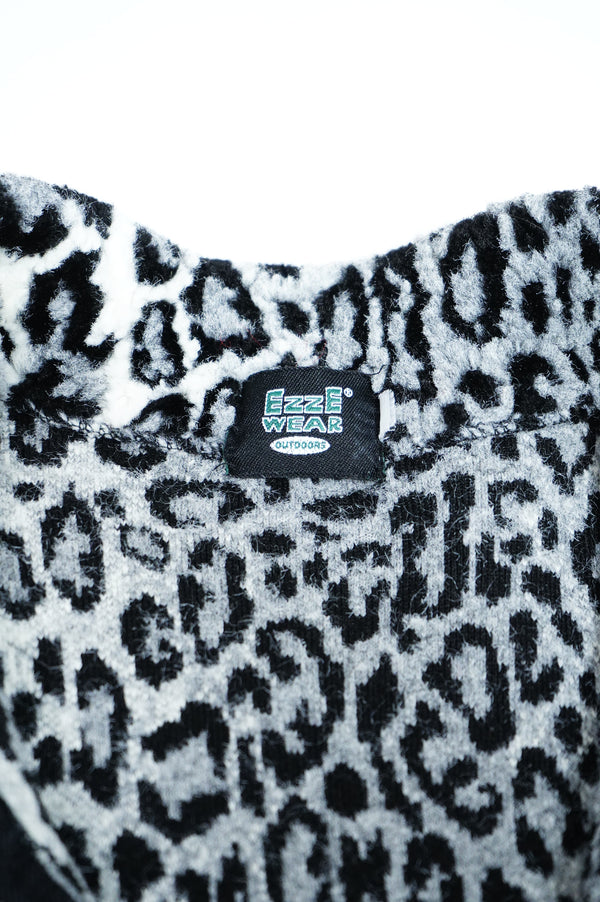 "EZZE WEAR" -Leopard Pattern Fleece Jacket-