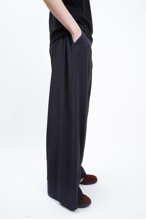 "vuori" -Tech Wide Easy Pants-