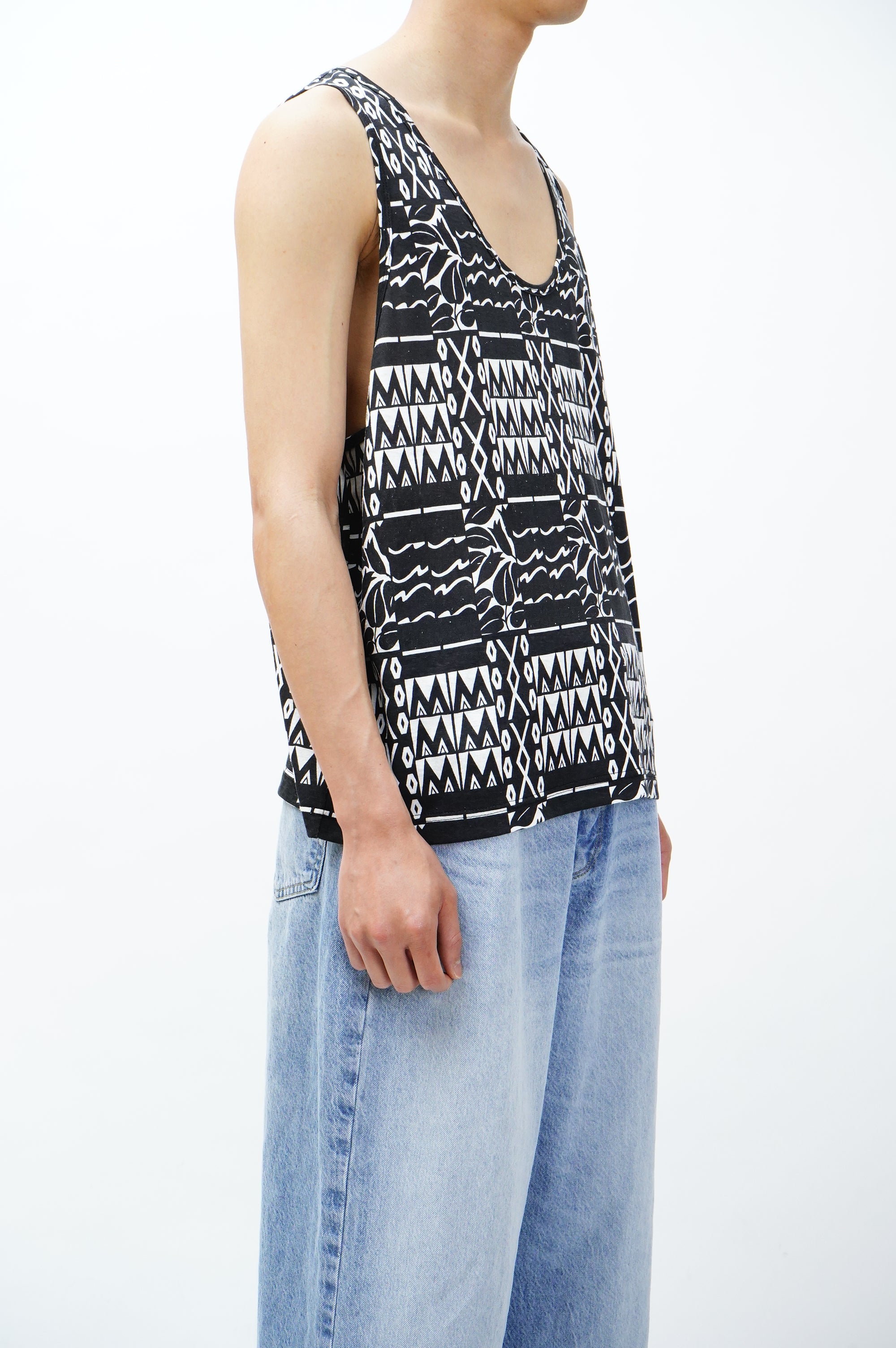 MANHOLE EDITION] -Wide Fit Tank Top- – MANHOLE ONLINE STORE