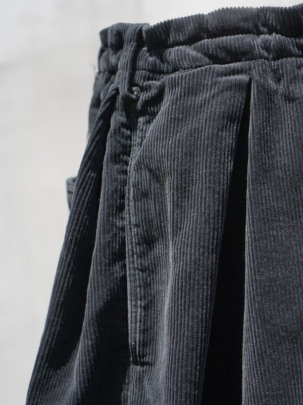 -Wide-Leg Cropped Corduroy Pants-