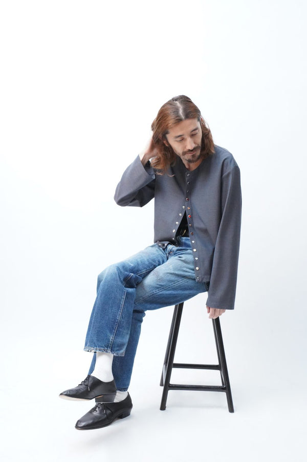 [MANHOLE EDITION] -Wool Cardigan with Treasure Buttons-